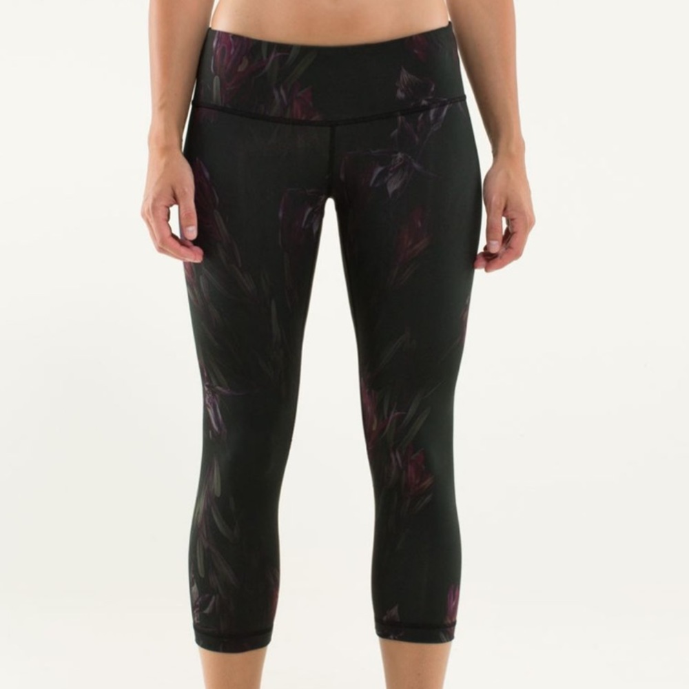 Lululemon Athletica Wunder Under Floral Iris Crop